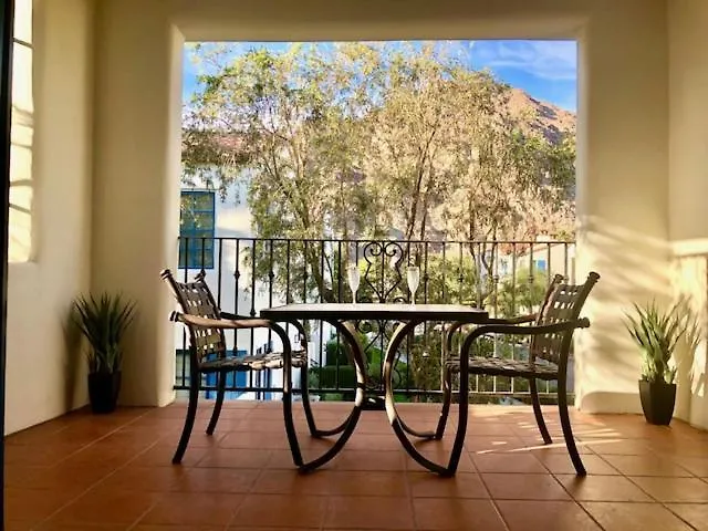 Beautiful Casita With Balcony, La Quinta Legacy Villas