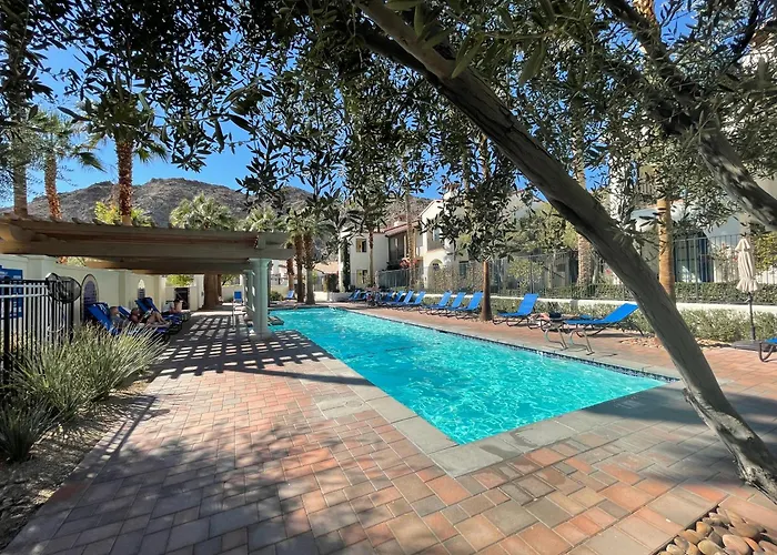 Beautiful Casita With Balcony, La Quinta Legacy Villas